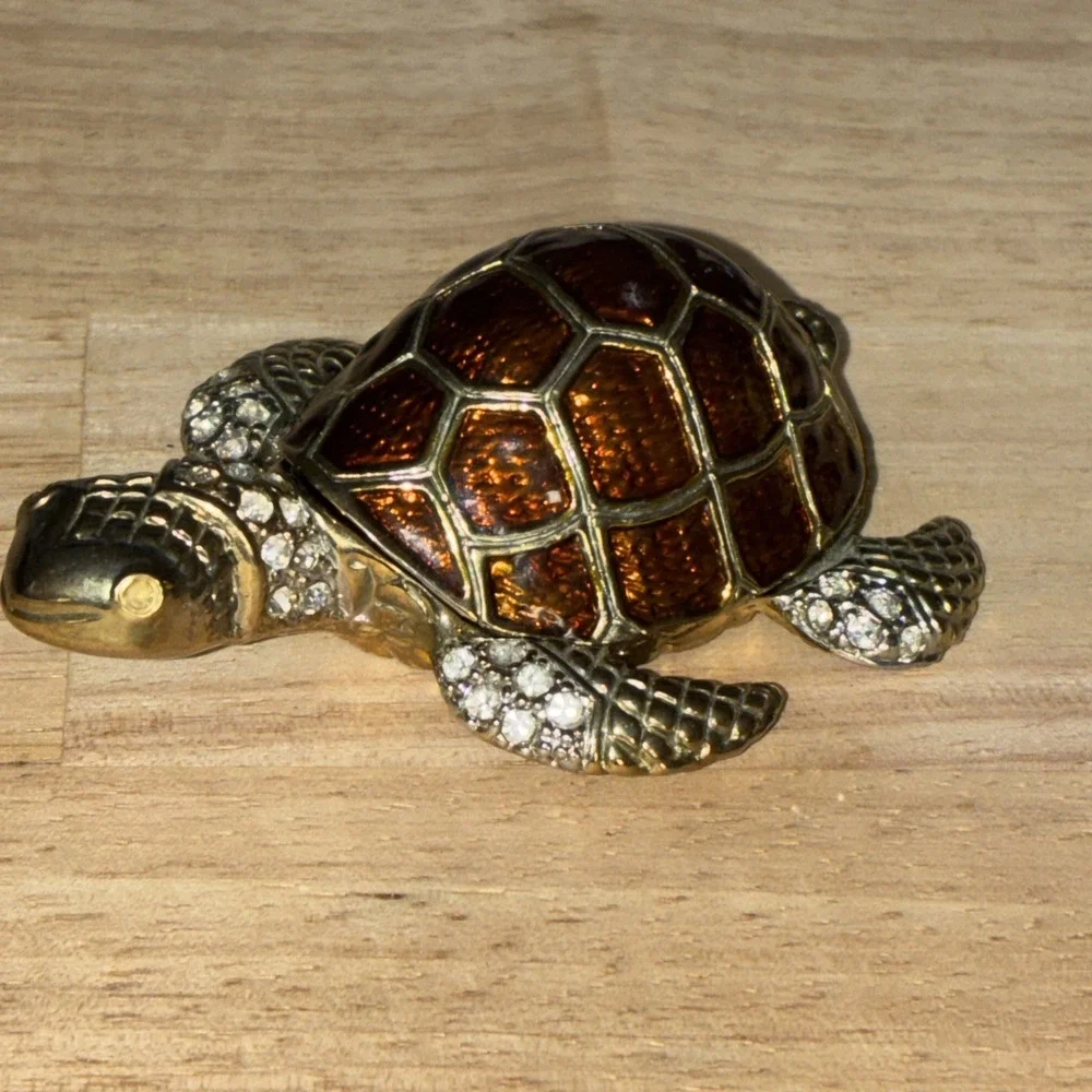 Brass Sea Turtle Trinket Box with Rhinestones Magnet Closure - Picture 1 of 12